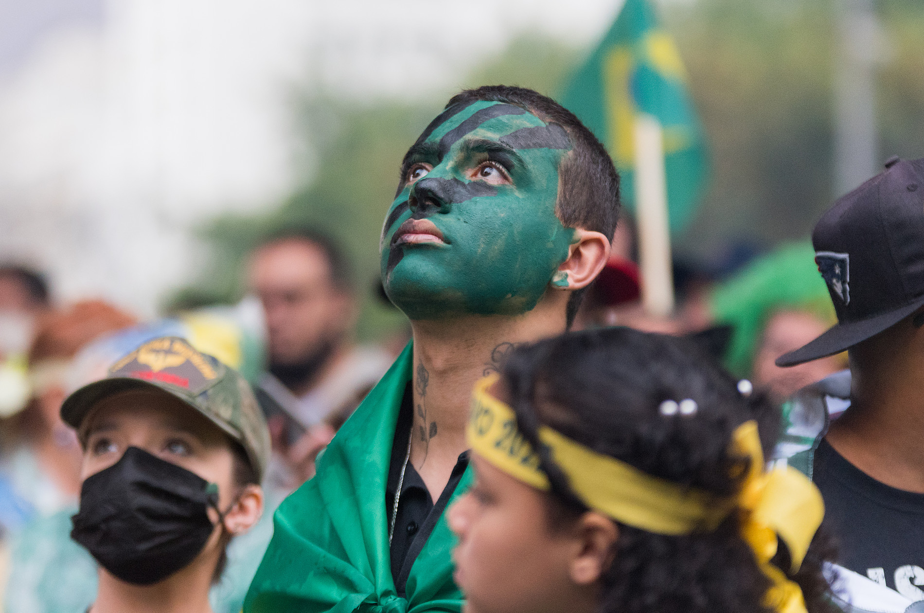 Manifestantes no 7 de Setembro - Av. Paulista | Luciano Braz Fotografia